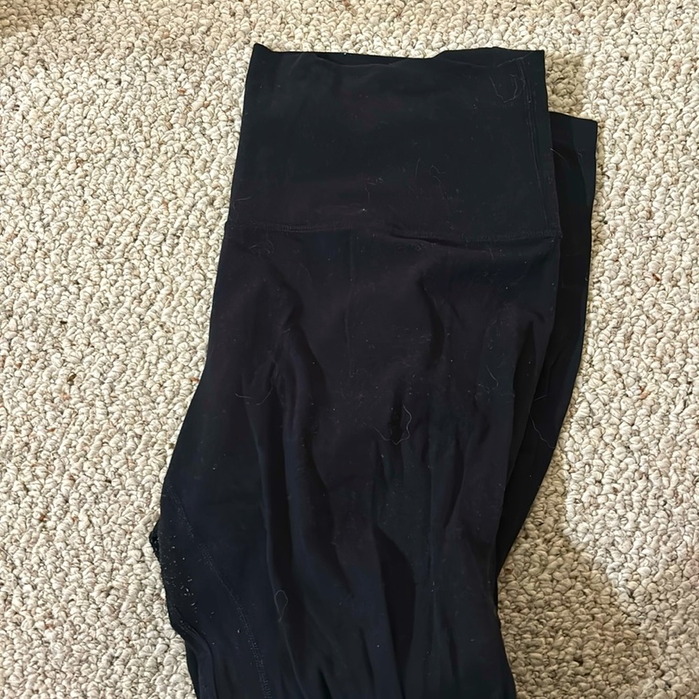 Lululemon align 25” size 10 legging.
